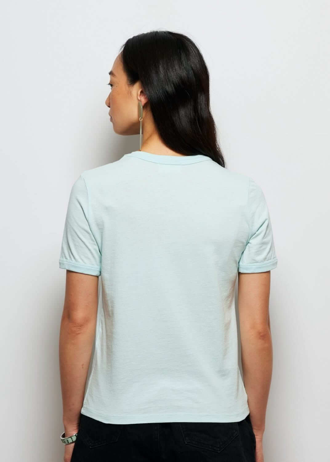 T-shirt fantaisie brodé vert pour femme avec broderie hibou, photo de dos
