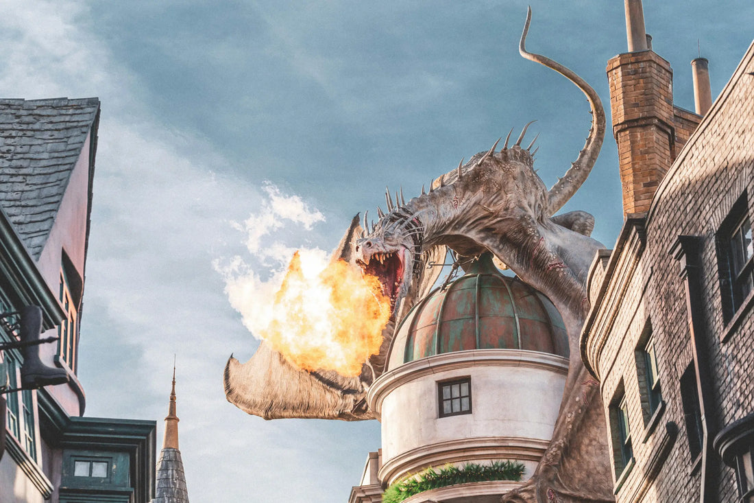 Photo de statue de dragon cracheur de feu
