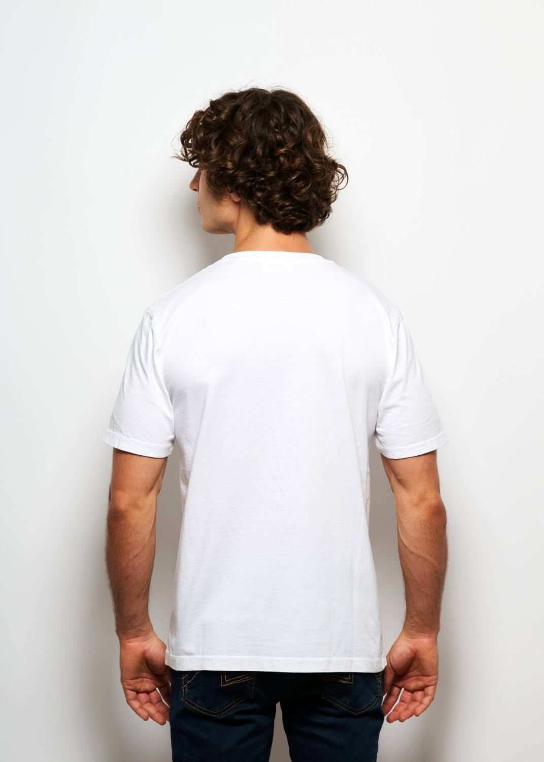 Tshirt original brode blanc pour homme avec broderie ours polaire, photo de dos